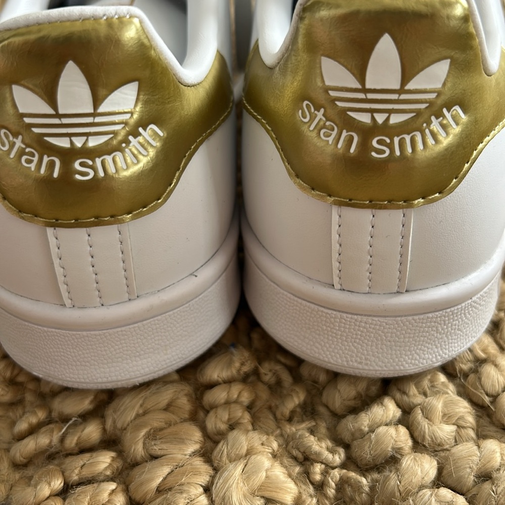 adidas Stan Smith White Gold Metallic shoes women’s size 9 - Picture 4 of 10